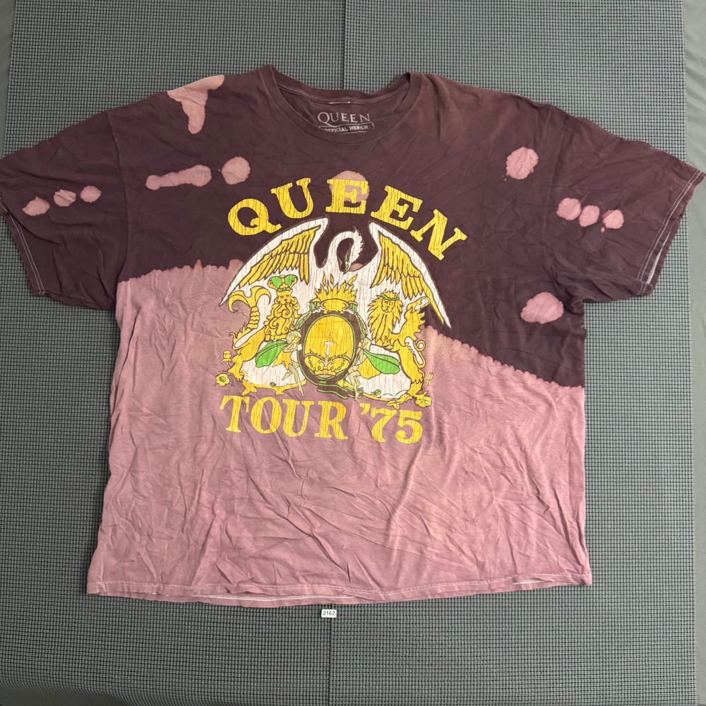 Queen Tour 75 Dip Dye Boyfriend T-Shirt Womens Juniors 3X Burgundy 2022